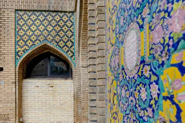 معماری در حال افول؛ مسجد «حاج رجبعلی».