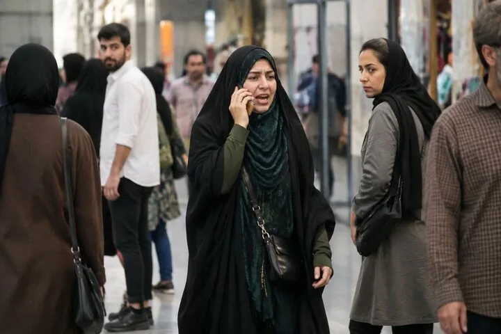 وقتی صدای بلند، آرامش دیگران را برهم میزند/بلند صحبتکردن؛ از عادت خانوادگی تا آزار روانی