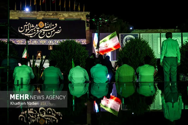 مراسم گرامیداشت رهبر شهید و تبیین شخصیت رهبر معظم انقلاب در اصفهان