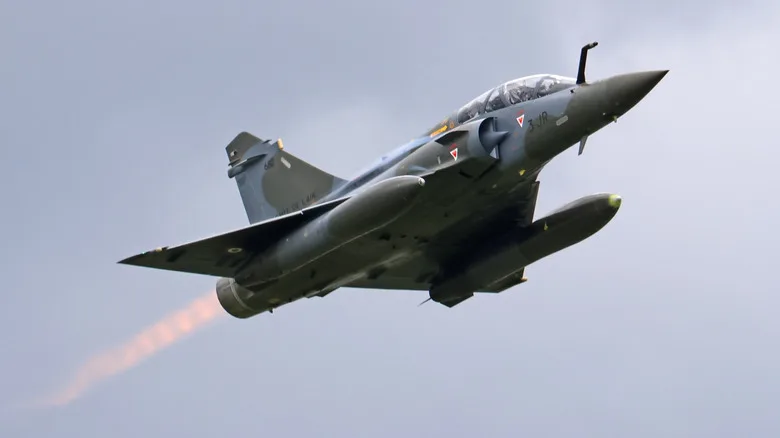 جنگنده F-16