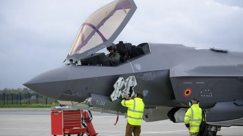 فناوری عجیب کانوپی F-35