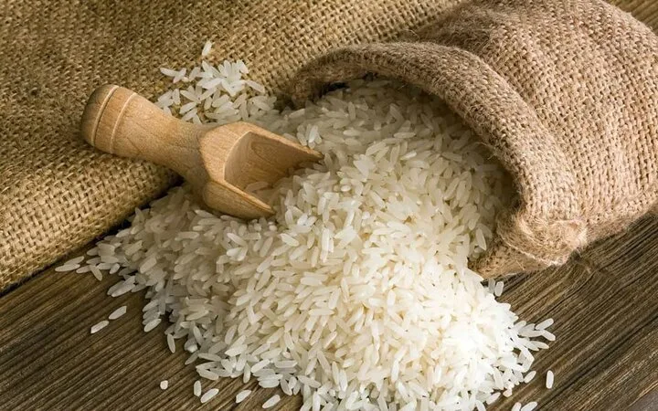 قیمت‌ها کاهشی نشد؛ کشاورز و مصرف‌کننده بی‌نصیب از بازار برنج