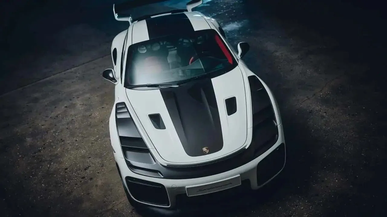 پورشه 911 GT2 RS Slantnose
