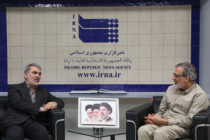 برچسب زدن به طرفداران جنگ و مذاکره در ادبیات سیاسی اسلام جایی ندارد