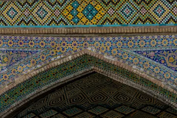 محمدکریم پیرنیا، پدر معماری سنتی ایران، سال‌ها پیش، بعد از بازدید از مسجد، آن را دانشگاه معماری ایران نامید. مسجدی که اکنون با وجود در اختیار داشتن عناصر معماری ممتاز، دچار ویرانی و تخریب است.