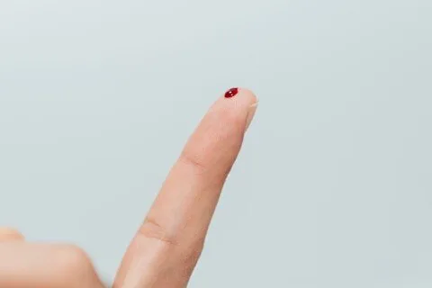 بامداد/ نوک انگشت نشانههای پنهان استرس و اضطراب را آشکار میکند؟