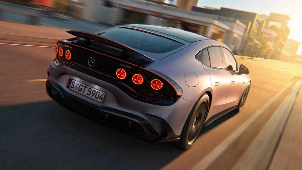 نمای عقب مرسدس AMG GT53 برقی