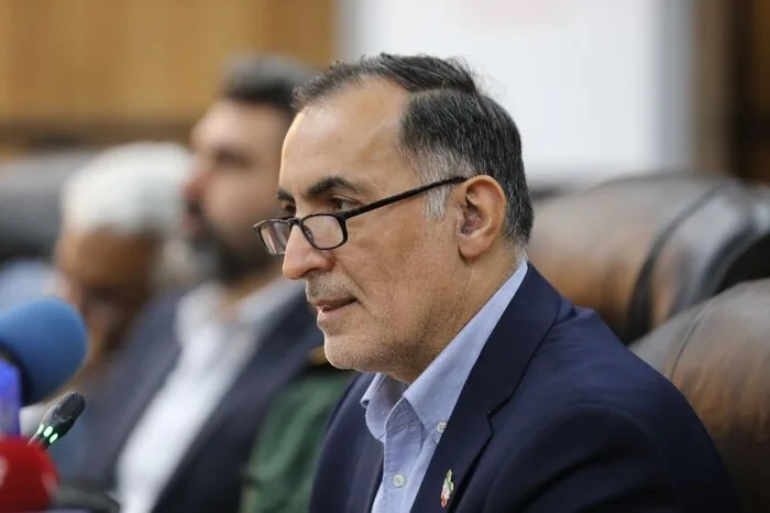 معاون رئیس‌جمهور: اصلاح راهبردها شرط عبور از فشارهای اقتصادی است