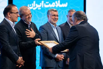 مراسم بزرگداشت روز پزشک