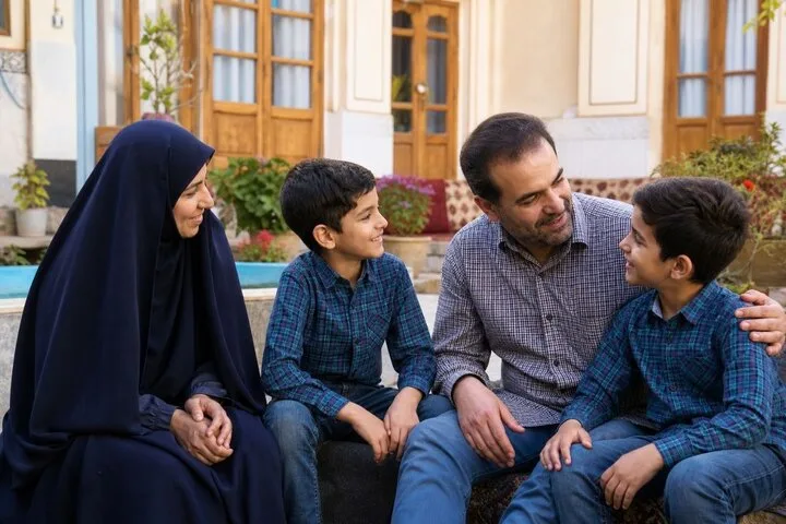 تربیت دوقلوها؛ از مهار مقایسه و حسادت تا تقویت استقلال