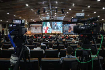 سفر وزیر صمت به خوزستان