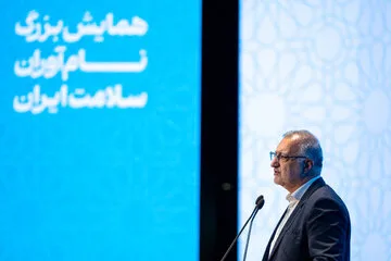علیرضا زاکانی، شهردار تهران در مراسم بزرگداشت روز پزشک
