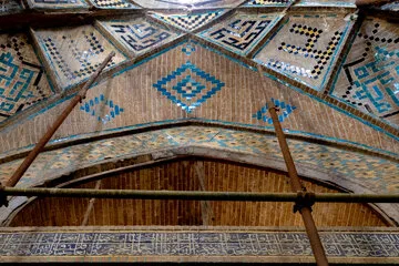 معماری در حال اختفا؛ مسجد «حاج رجبعلی».