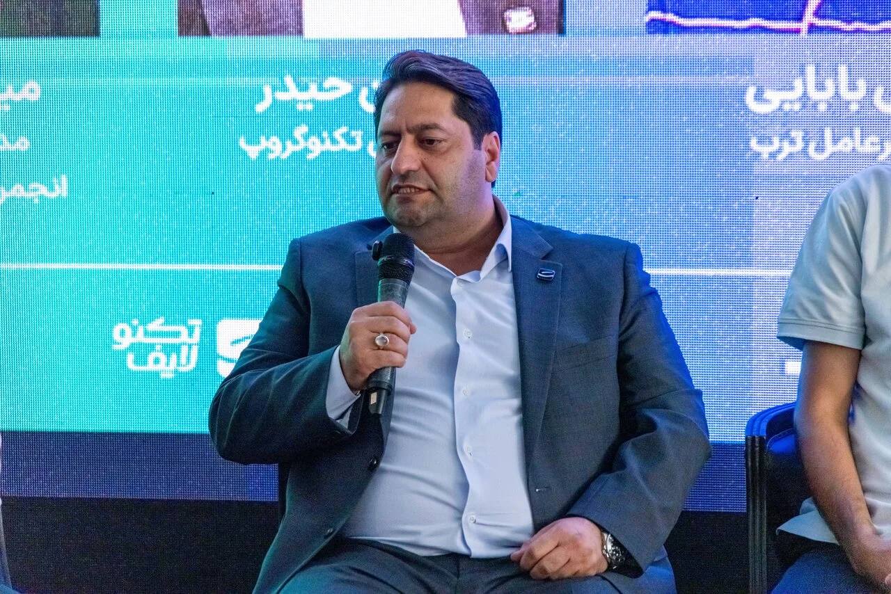 فیلترینگ شکست خورد؛ بازار اینستاگرام ۸۸ همتی شد / ممنوعیت واردات، بازار را به سمت قاچاق می‌برد