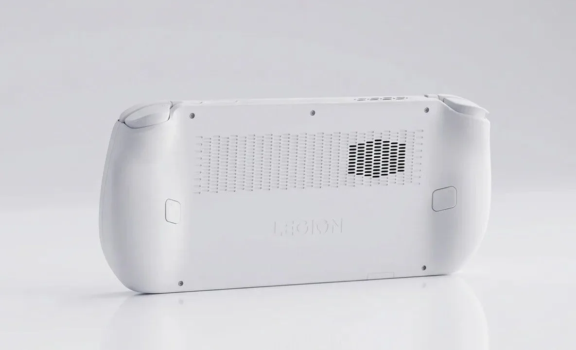 لنوو Legion C700