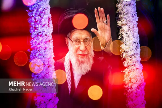 مراسم گرامیداشت رهبر شهید و تبیین شخصیت رهبر معظم انقلاب در اصفهان
