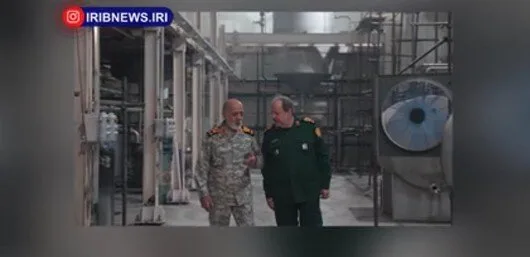 بازدید رئیس ستاد کل نیروهای مسلح از یکی از تاسیسات زیرزمینی تولید موشکهای بالستیک + تصاویر