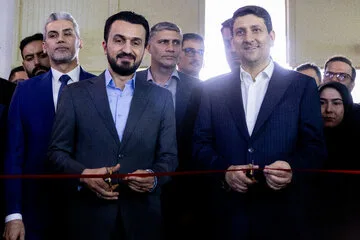  ستار هاشمی و مصطفی جبار سند وزیران ارتباطات و فناوری اطلاعات ایران و عراق در مراسم افتتاح بیست‌ونهمین نمایشگاه بین‌المللی الکامپ 