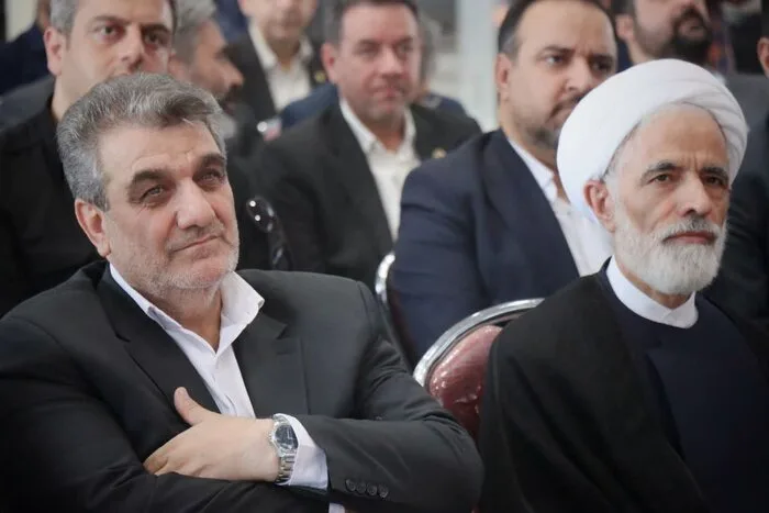 معاون حقوقی رییس جمهور: امروز صنعتگران حکم سرداران رشید ملت را دارند