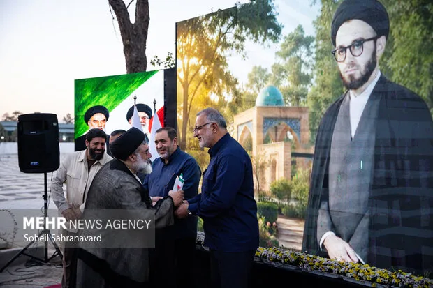 مراسم رونمایی از بنای یادبود شهید سیدعلی اندرزگو
