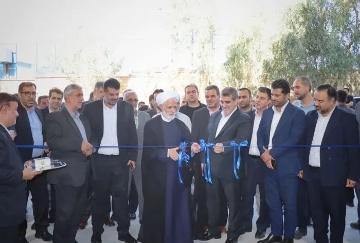 معاون حقوقی رییس جمهور: امروز صنعتگران حکم سرداران رشید ملت را دارند