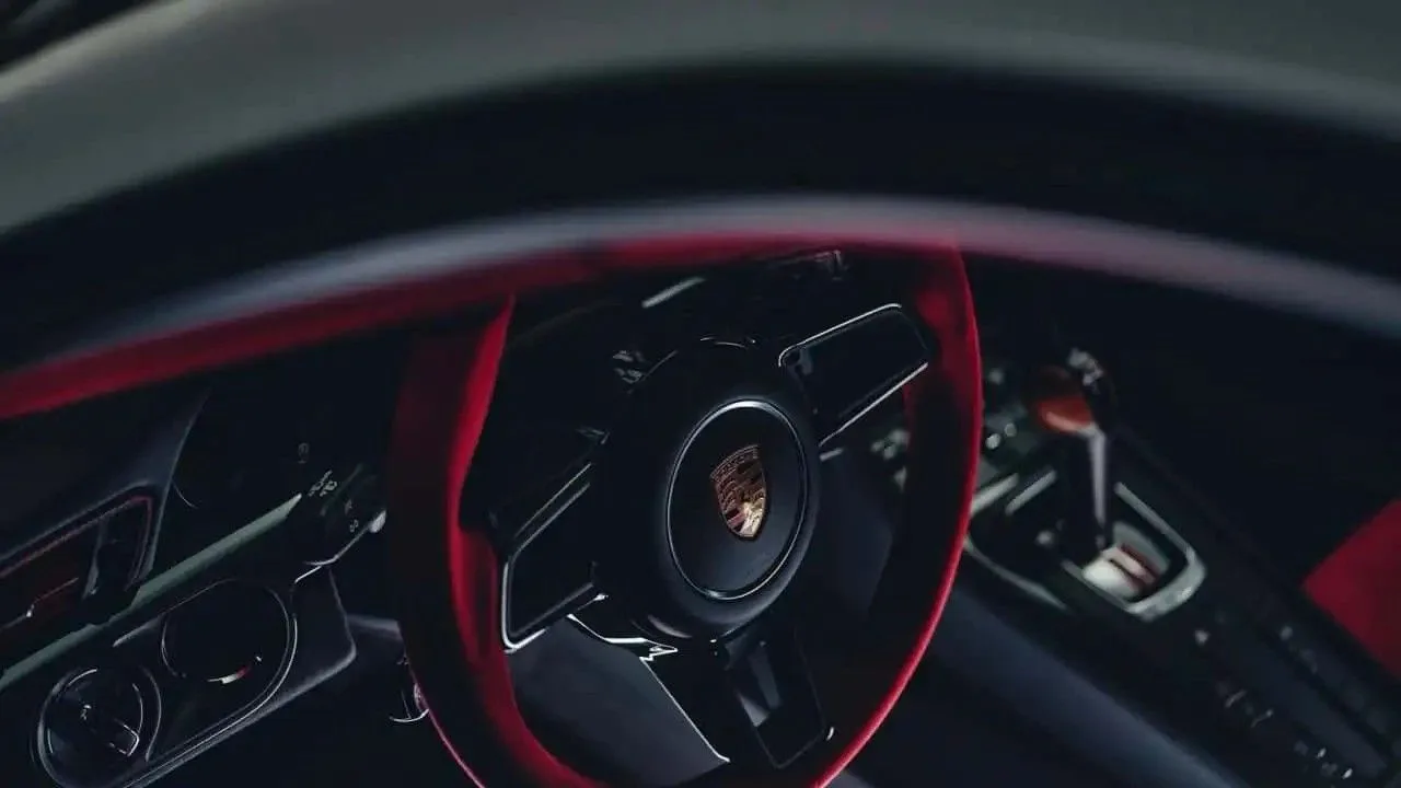 پورشه 911 GT2 RS Slantnose