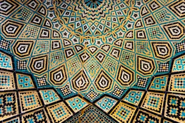 معماری در حال انقراض؛ مسجد «حاج رجبعلی».