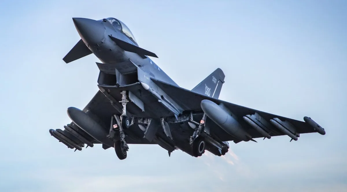 جنگنده Eurofighter Typhoon