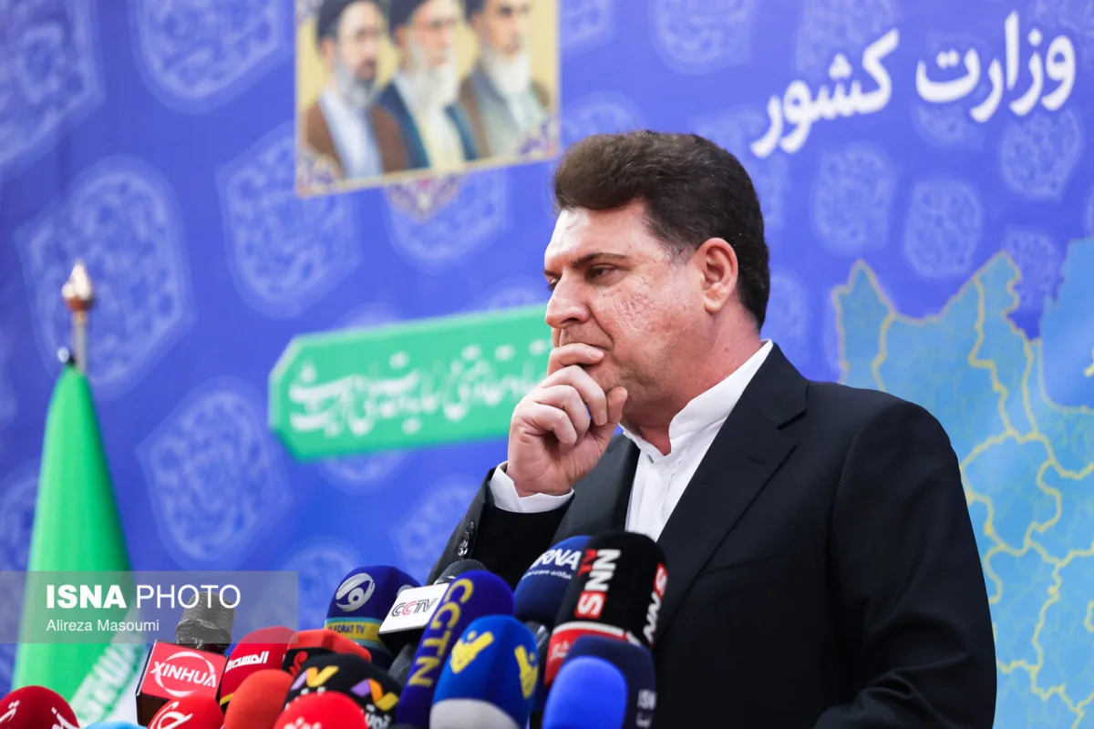 نشست خبری علی زینی‌وند سخنگوی وزارت کشور