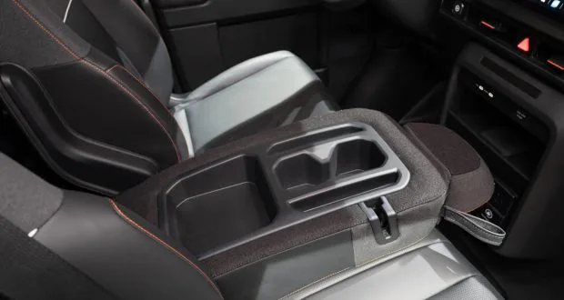 Kia Makes Regular Vans Feel Outdated With New PV7