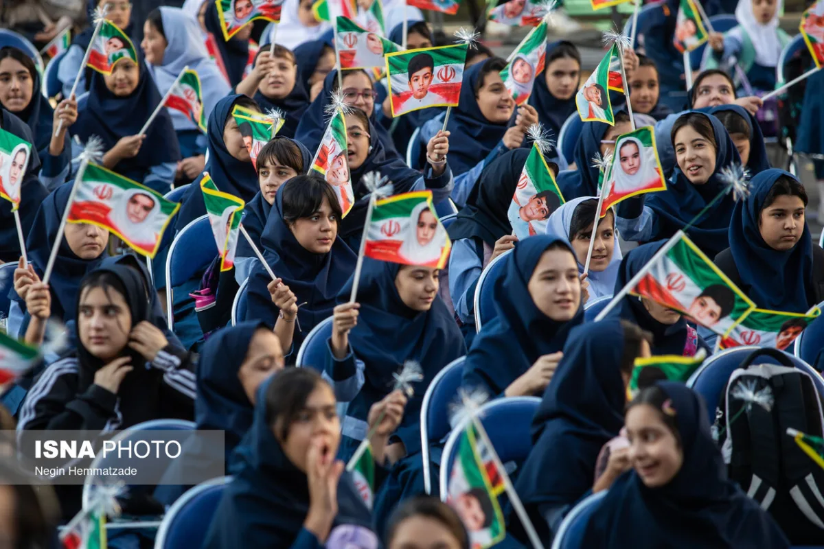 آیین آغاز سال تحصیلی ۱۴۰۵ با حضور محمدرضا عارف،‌ معاون اول رئيس جمهور
