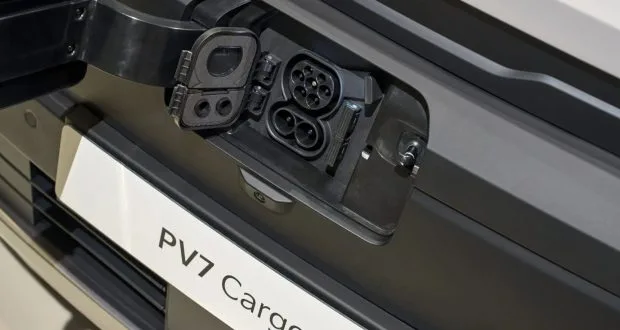 Kia Makes Regular Vans Feel Outdated With New PV7