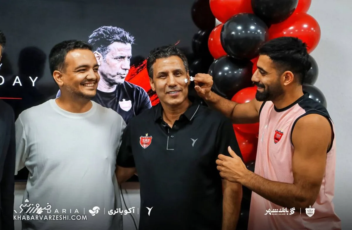 تولدبازی پرسپولیسی‌ها/ کیک مالی کنعانی روی صورت تارتار +تصاویر