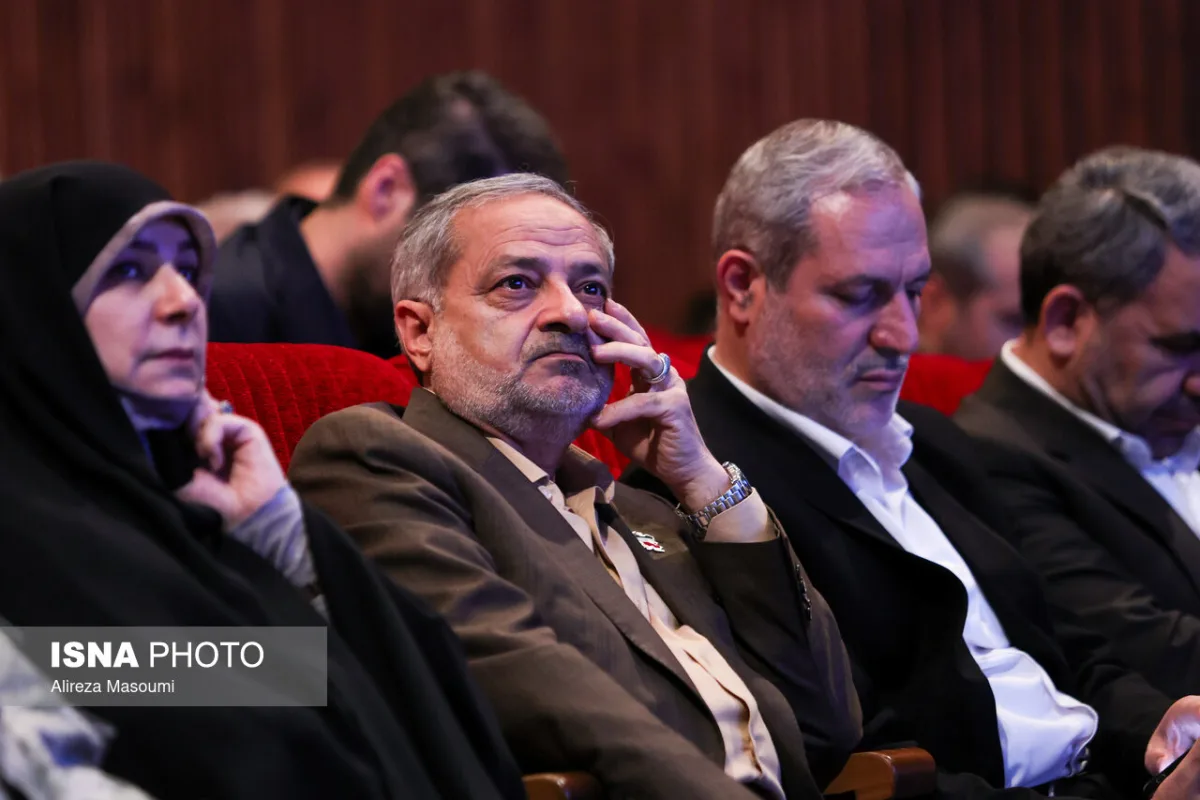 علیرضا کاظمی، وزیر آموزش و پرورش در مراسم یادواره شهدای معلم و دانش آموز