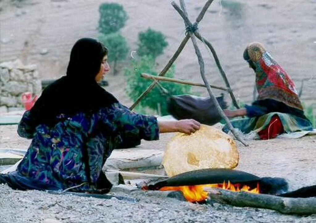 از نان و آش تا پلو و خورش؛ قصه ای که سفره ایرانی از تاریخ می گوید