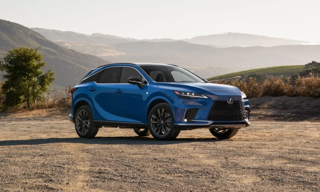 نمای جلو لکسوس RX 350 AWD مدل 2026