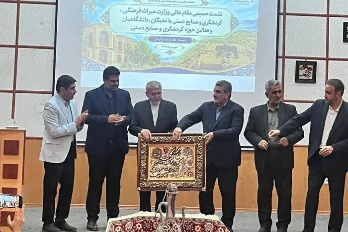 وزیر میراثفرهنگی: سیاست قطعی دولت واگذاری امور به تشکلهای مردمی است