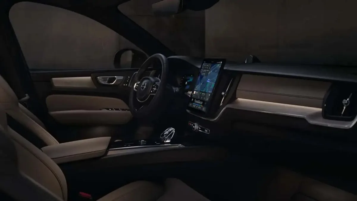 2028 Volvo XC60 T8