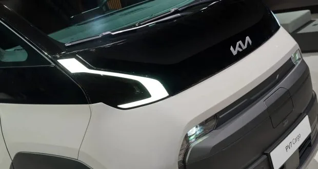 Kia Makes Regular Vans Feel Outdated With New PV7