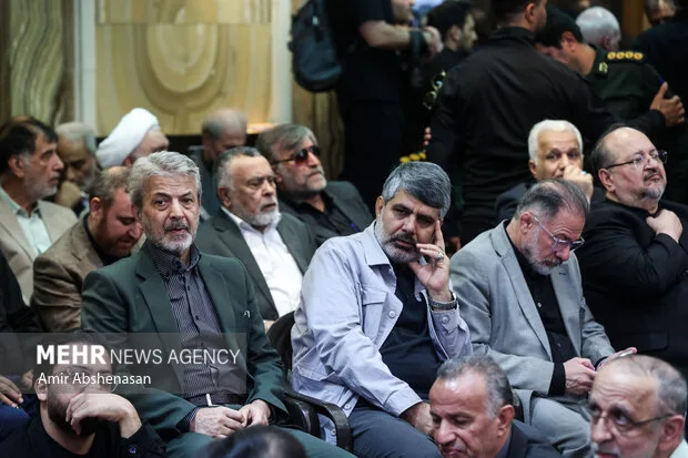 مراسم ترحیم فرزند لطف ا... فروزنده