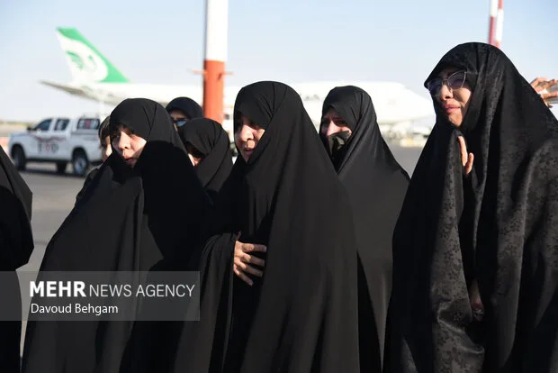 استقبال از پیکر سردار شهید ظریفی در فرودگاه مشهد