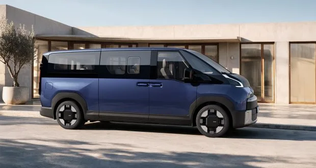 Kia Makes Regular Vans Feel Outdated With New PV7