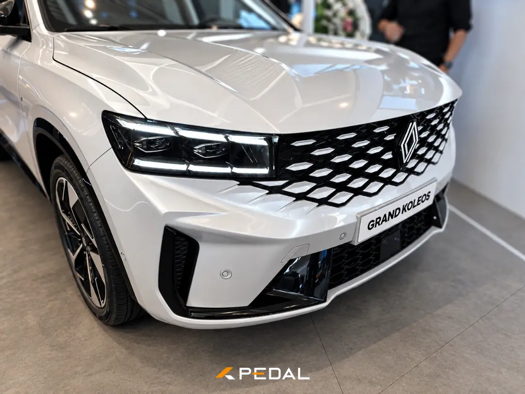 رنو گرند کولئوس (Renault Grand Koleos) وارداتی ماموت با جلوپنجره مشکی