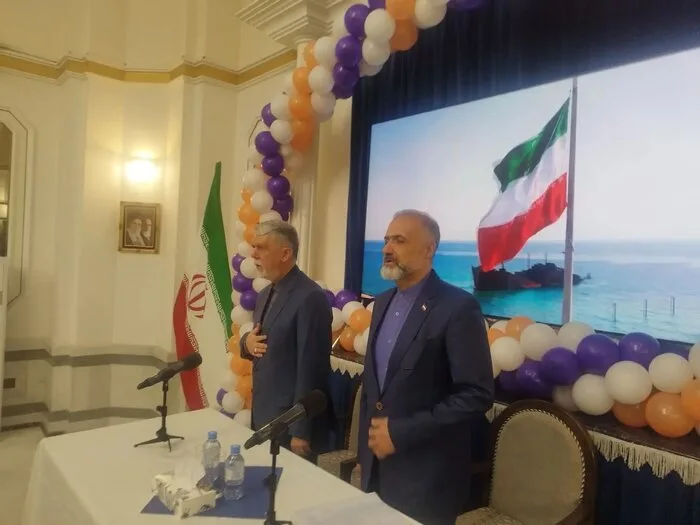 تأکید صالحی بر ترسیم نقشه راه مناسبات فرهنگی با روسیه/ هنرمندان، سفرای ملت هستند