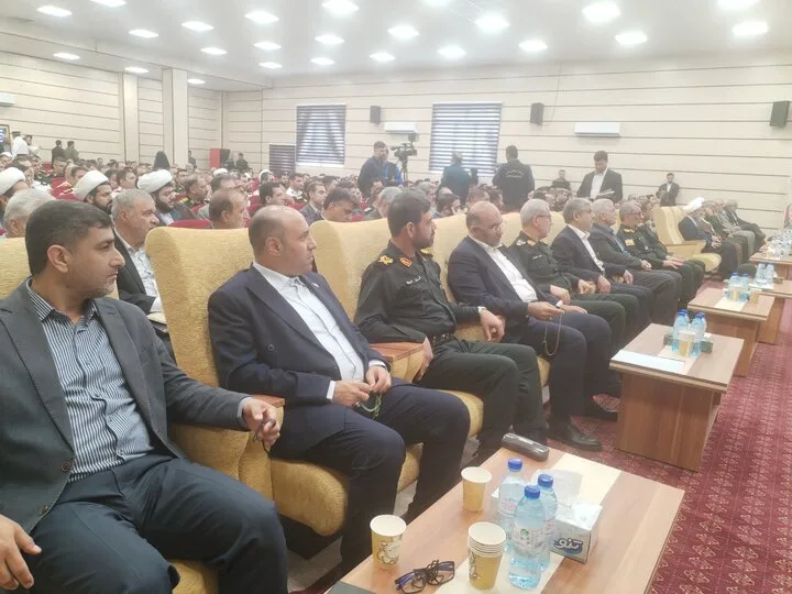 مراسم بزرگداشت و معارفه فرمانده انتظامی شرق استان تهران در حال برگزاری است