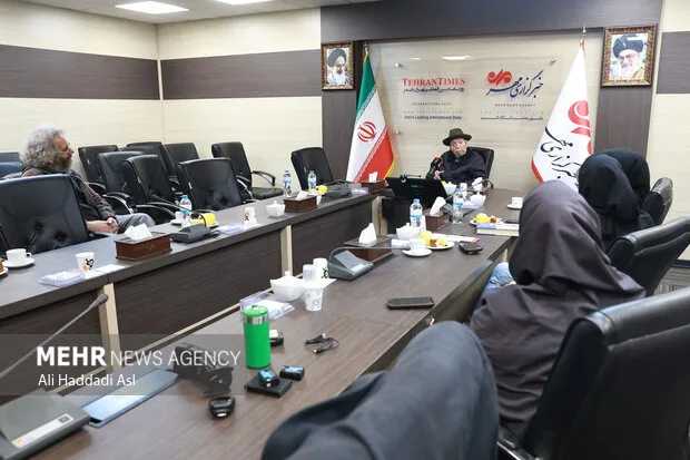نصیریان از نقشهای مورد علاقهاش گفت؛ بدون قرارداد در «گاو» بازی کردم!