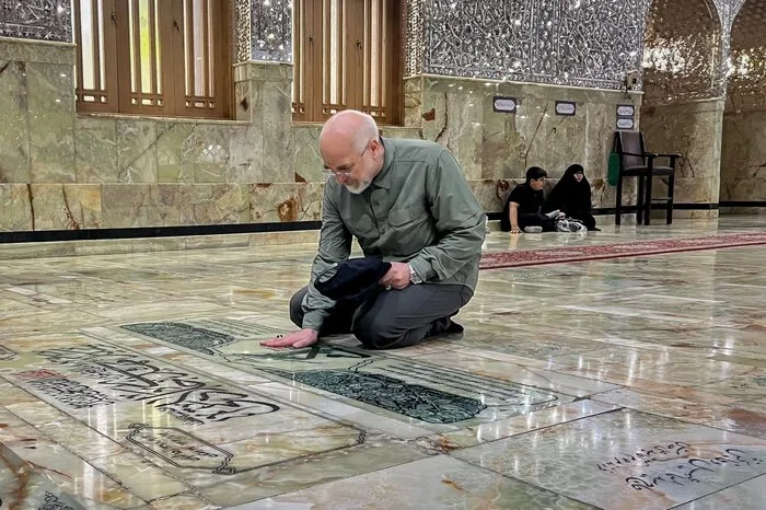 حضور رئیس مجلس در حرم مطهر حضرت عبدالعظیم حسنی (ع)