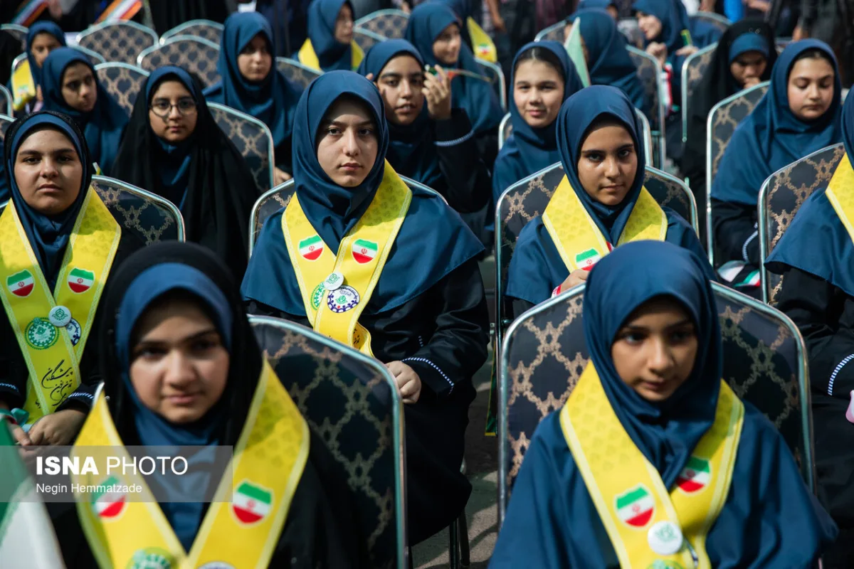 جشن جوانه ها با حضور علیرضا کاظمی، وزیر آموزش و پرورش