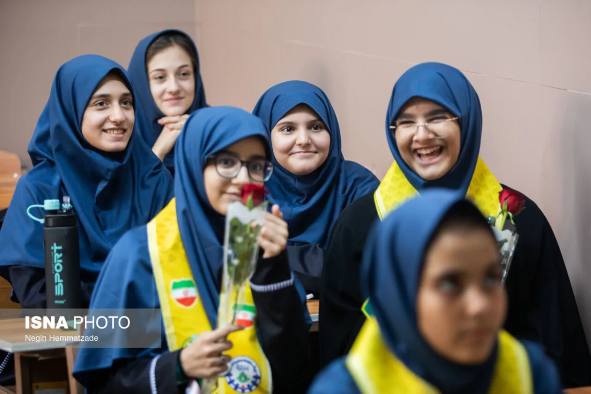 جشن جوانه ها با حضور علیرضا کاظمی، وزیر آموزش و پرورش
