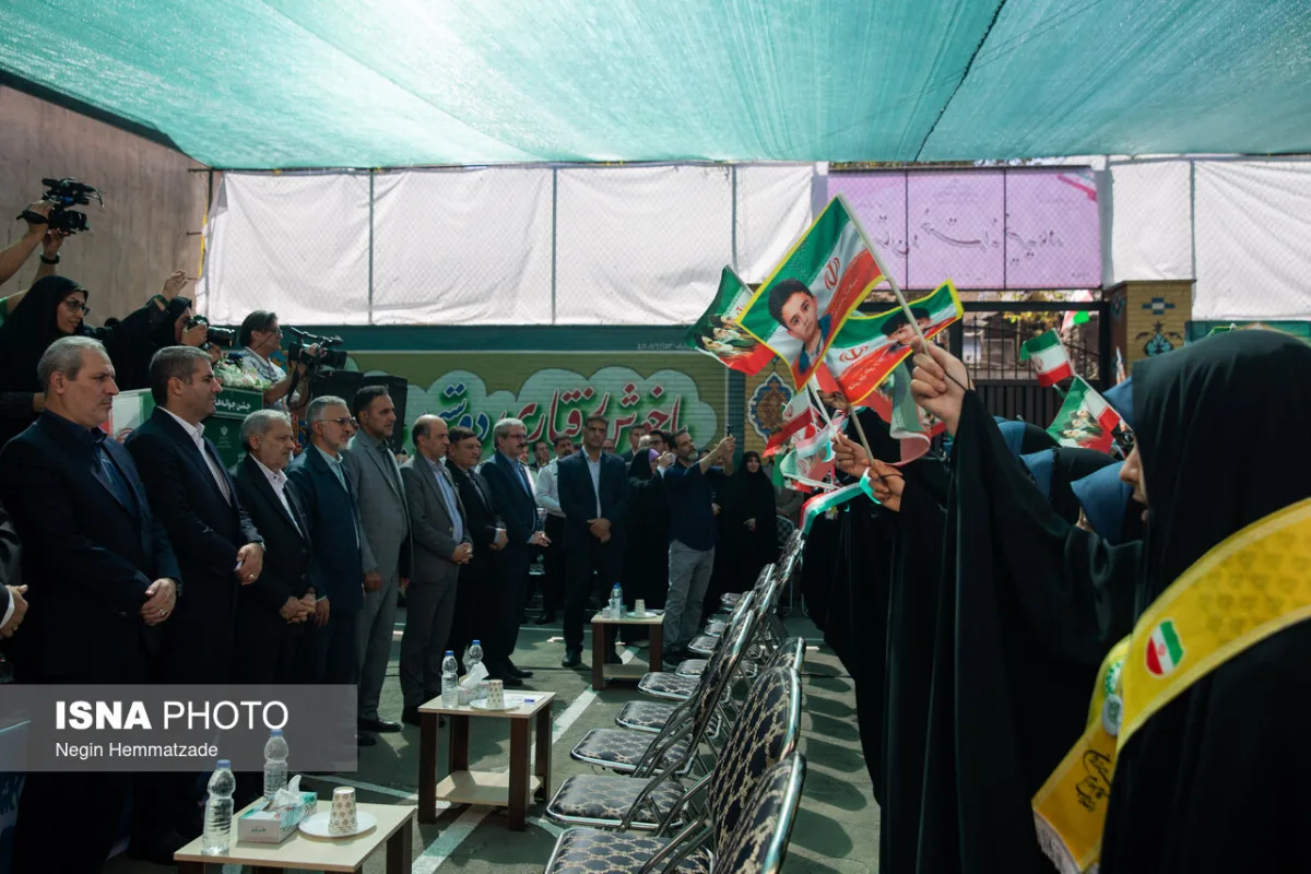 جشن جوانه ها با حضور علیرضا کاظمی، وزیر آموزش و پرورش